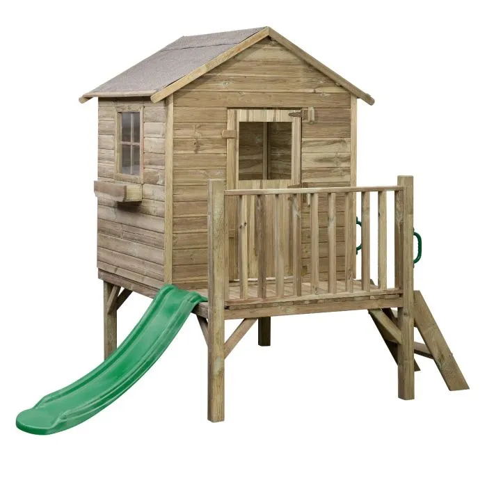Wooden playhouse Guillem