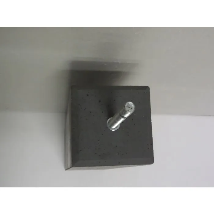 Concrete base high model with facet 140x140mm