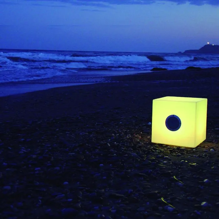 Light Cube with Speaker 20x20x20cm