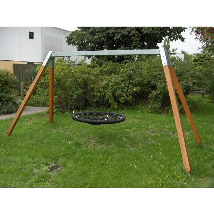 Swing beam for nest swing