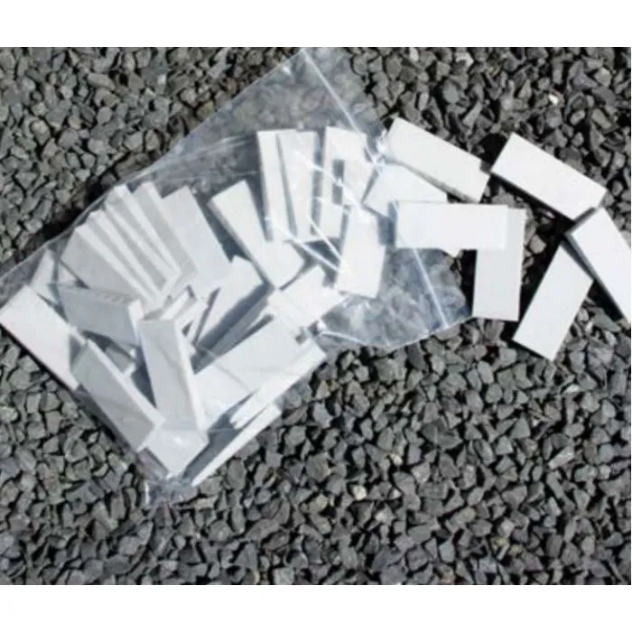 Adjusting wedges for concrete fence
